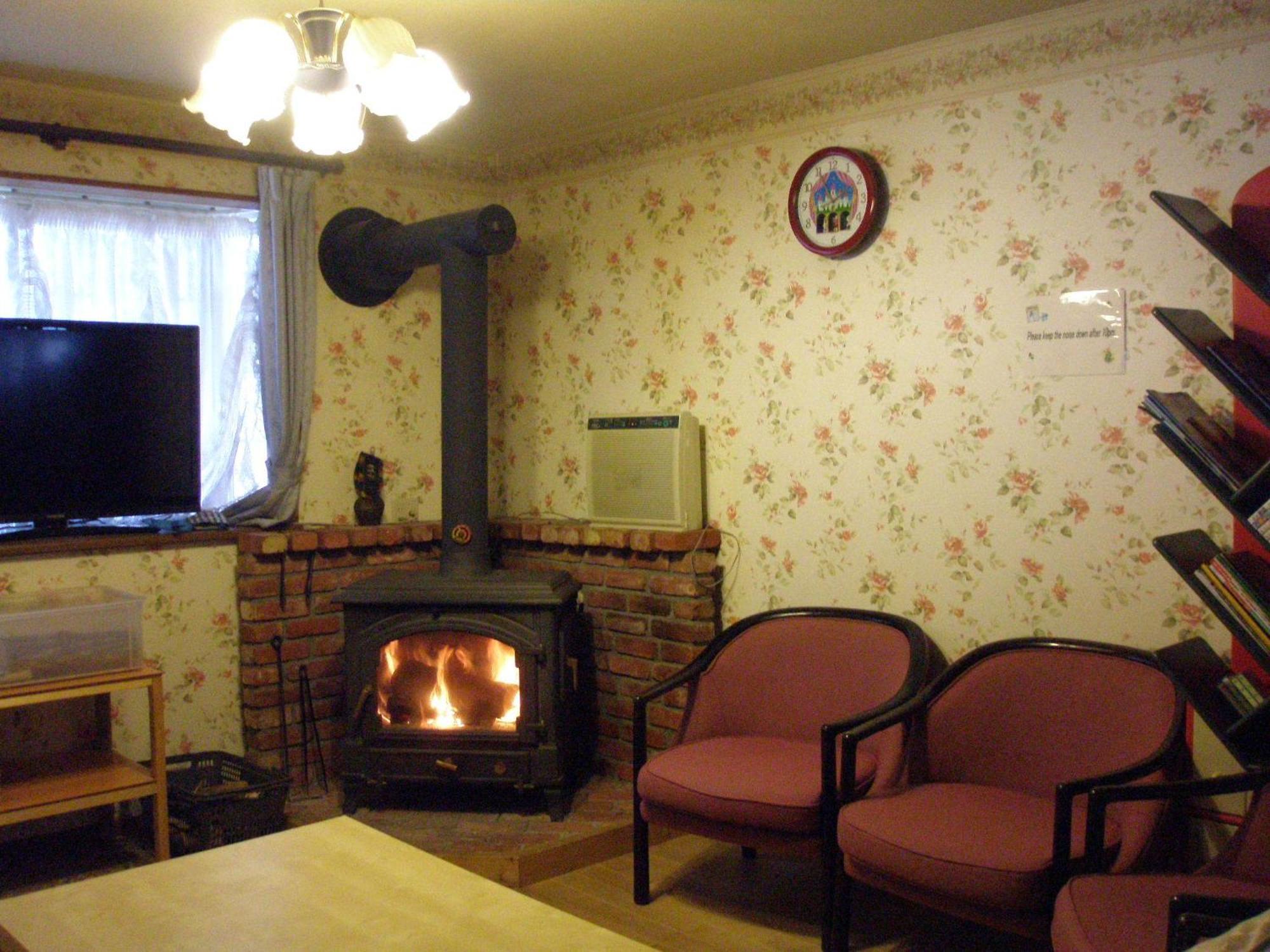 Alpine Wind Bed & Breakfast Hakuba Ngoại thất bức ảnh
