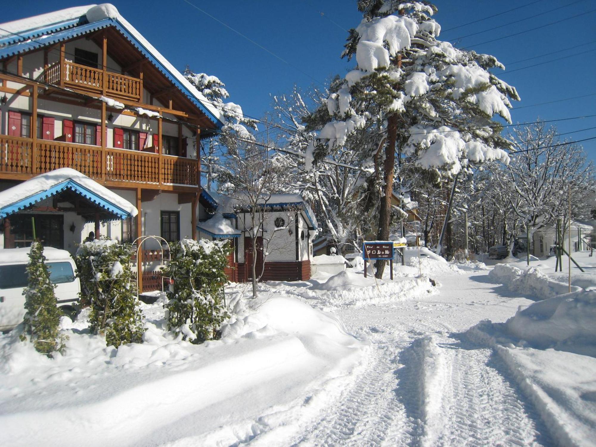 Alpine Wind Bed & Breakfast Hakuba Ngoại thất bức ảnh