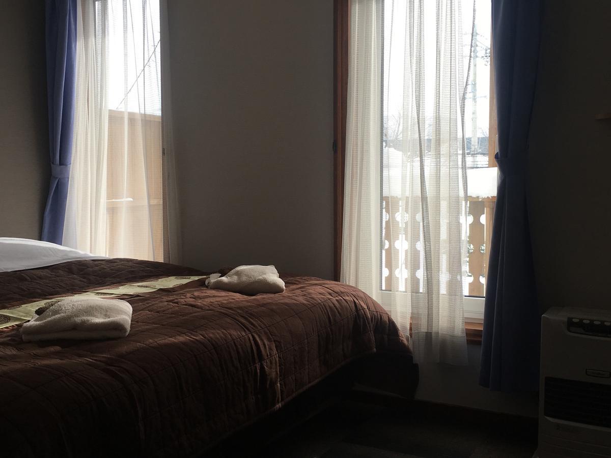 Alpine Wind Bed & Breakfast Hakuba Ngoại thất bức ảnh